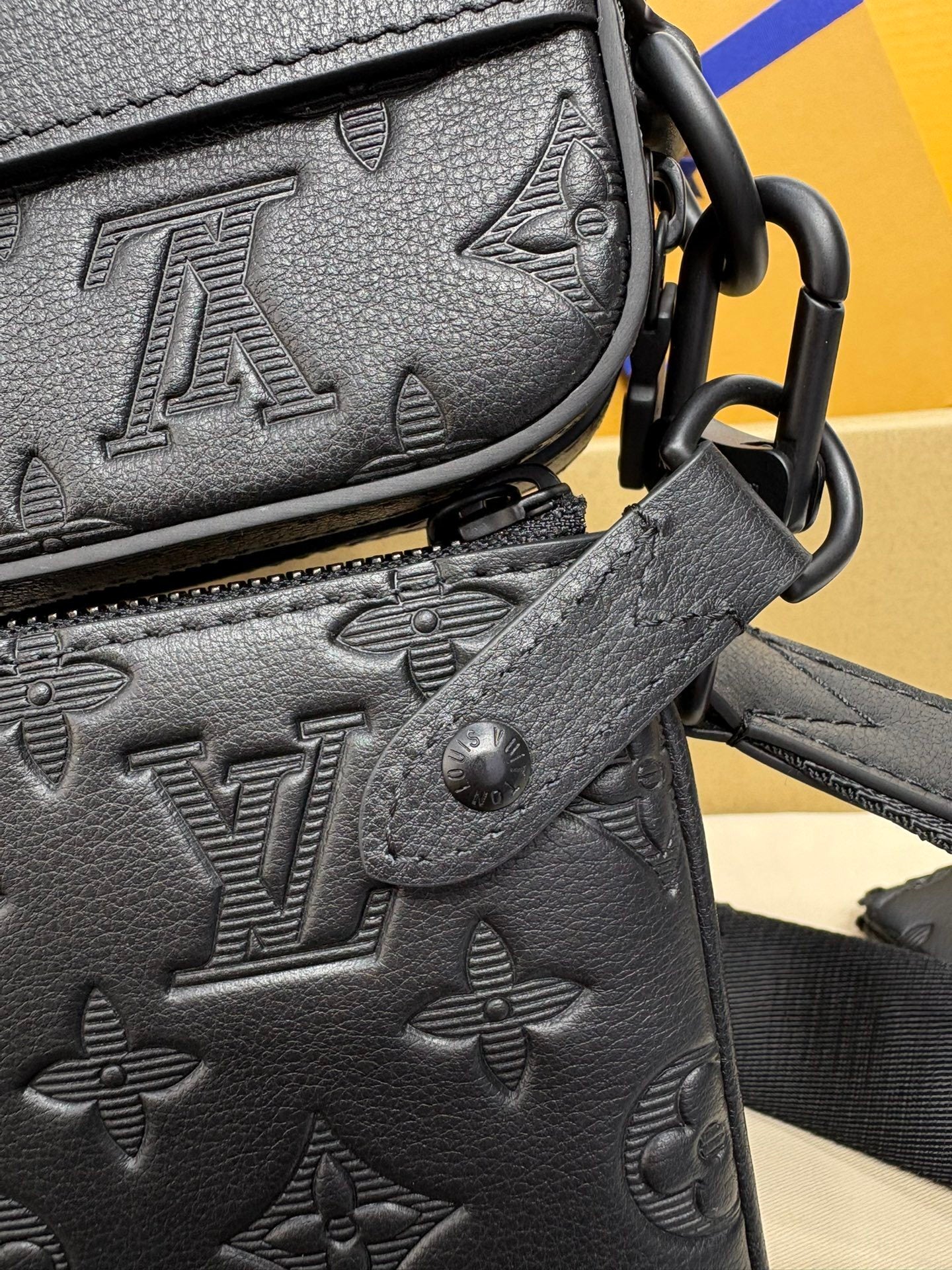 Louis Vuitton Trio Messenger Bag