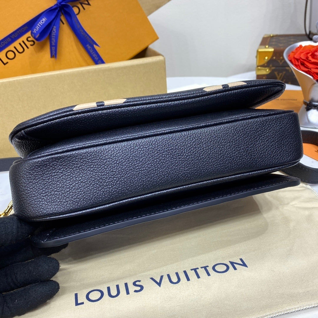 Louis Vuitton Pochette Métis Handbag