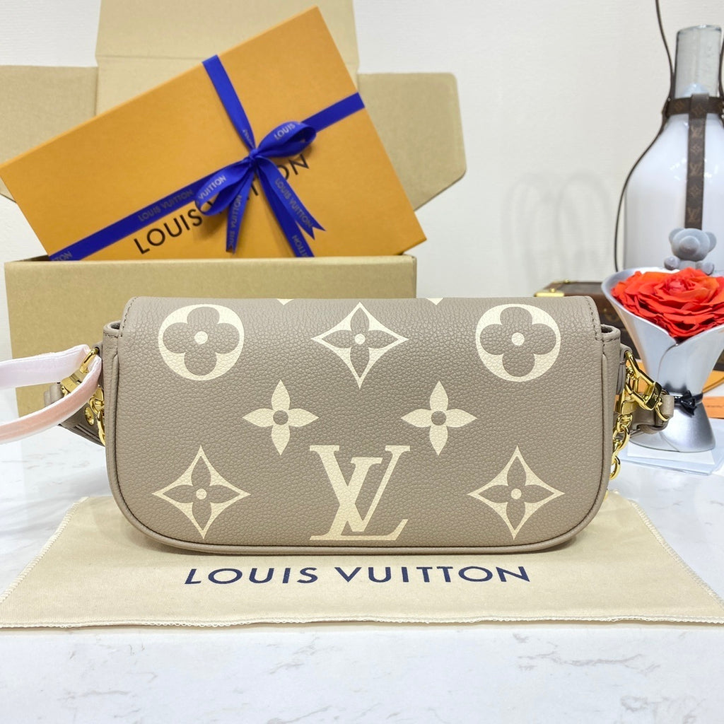 Louis Vuitton Wallet On Chain Ivy