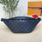 Louis Vuitton Discovery Bumbag