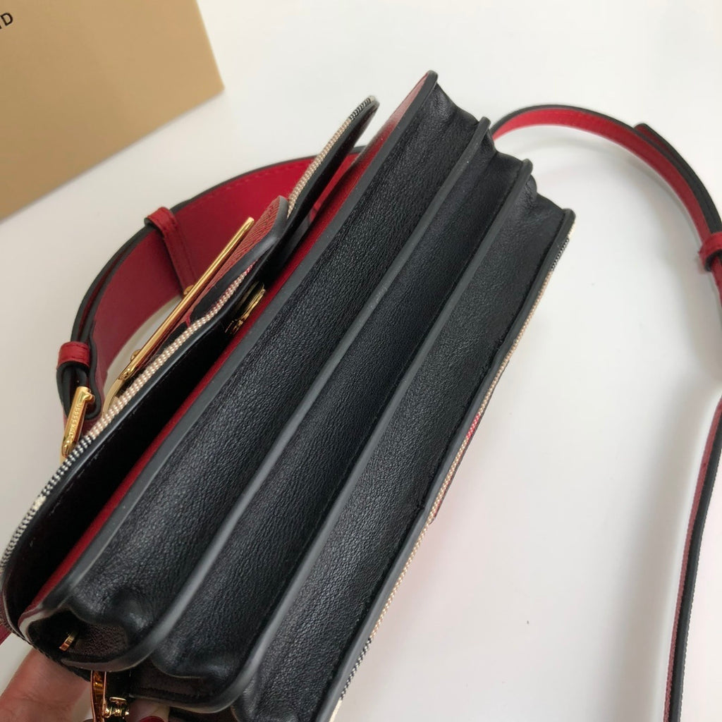 Burberry The Buckle Bag (Small)