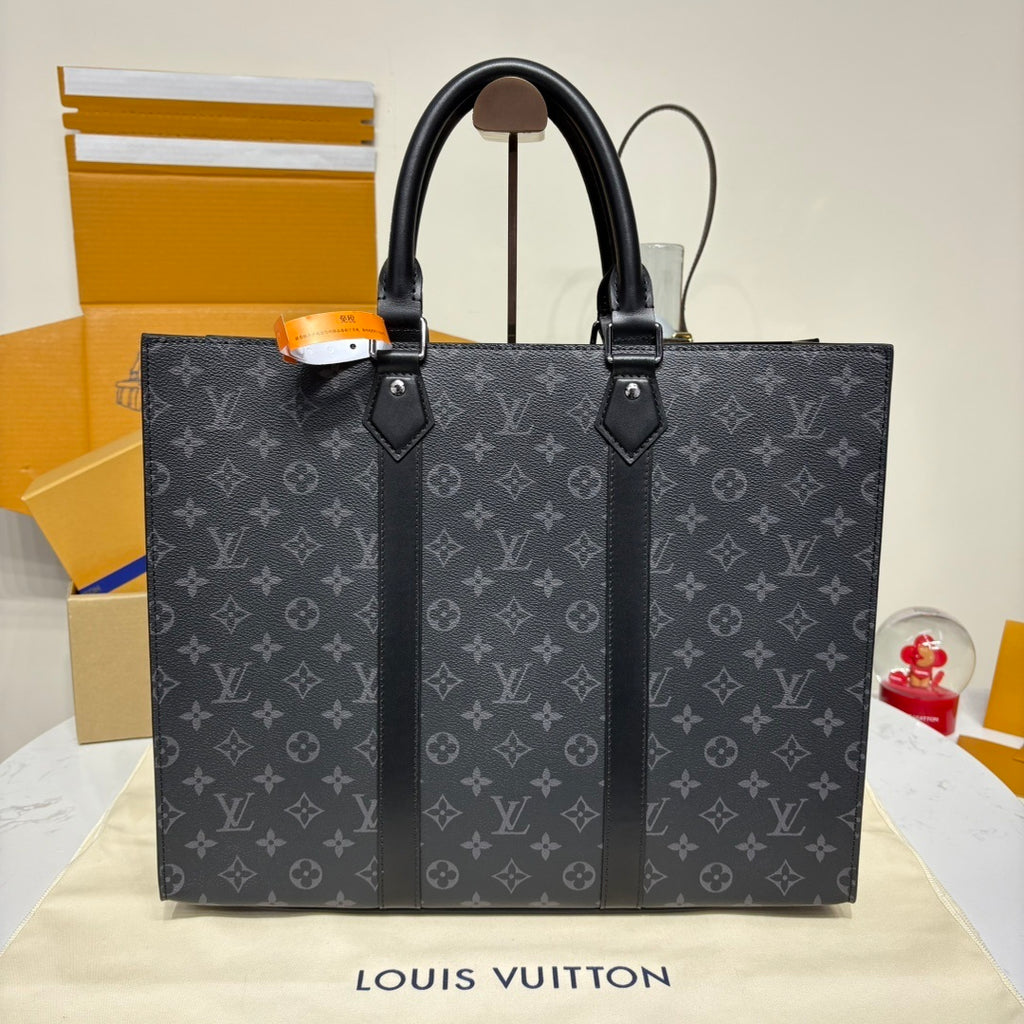 Louis Vuitton Sac Plat Handbag