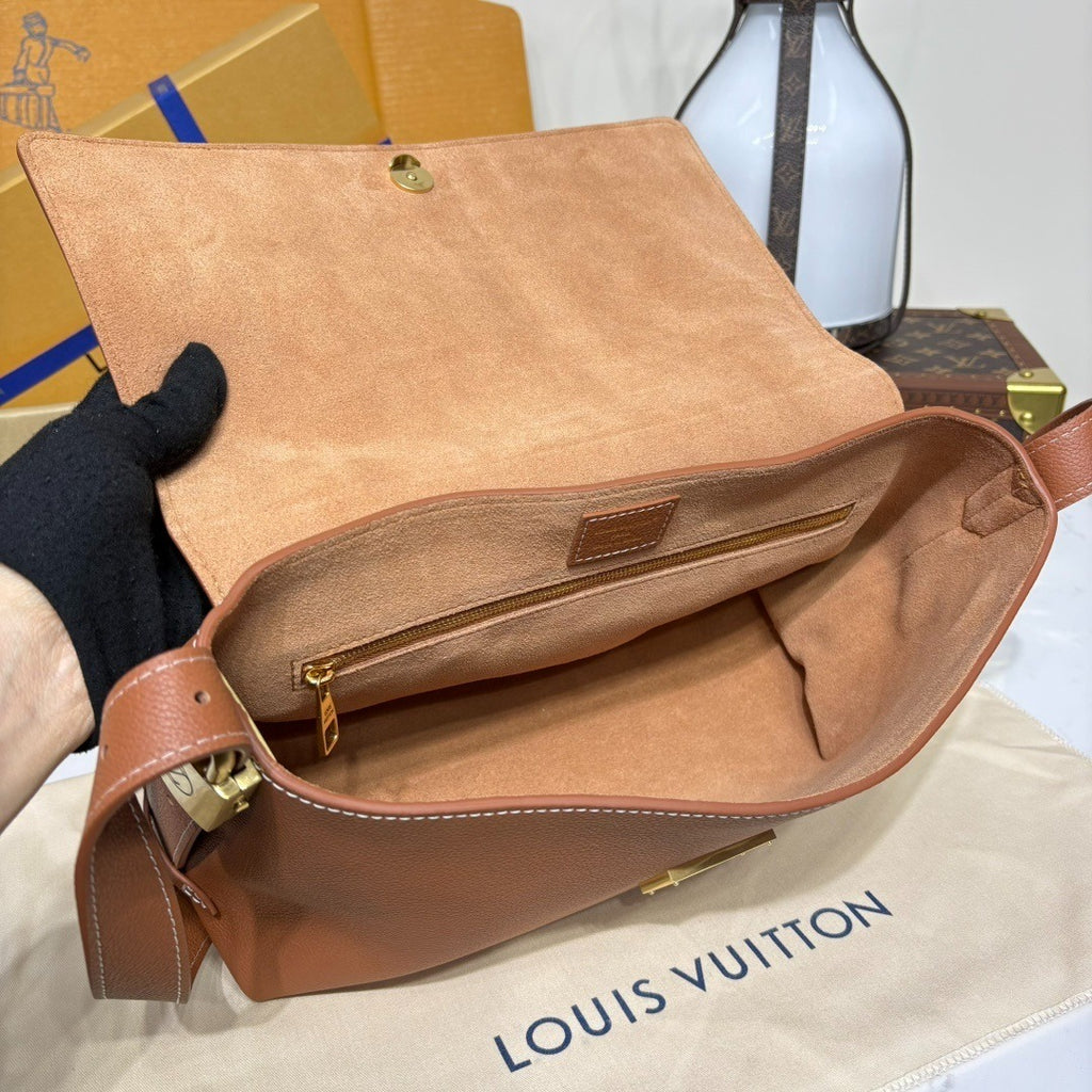 Louis Vuitton Low Key Messenger