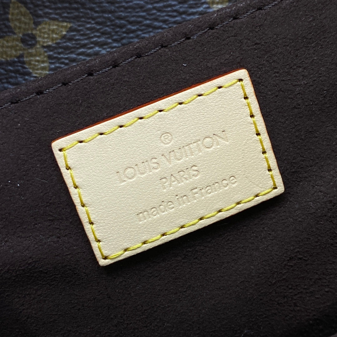 Louis Vuitton Pochette Métis East West