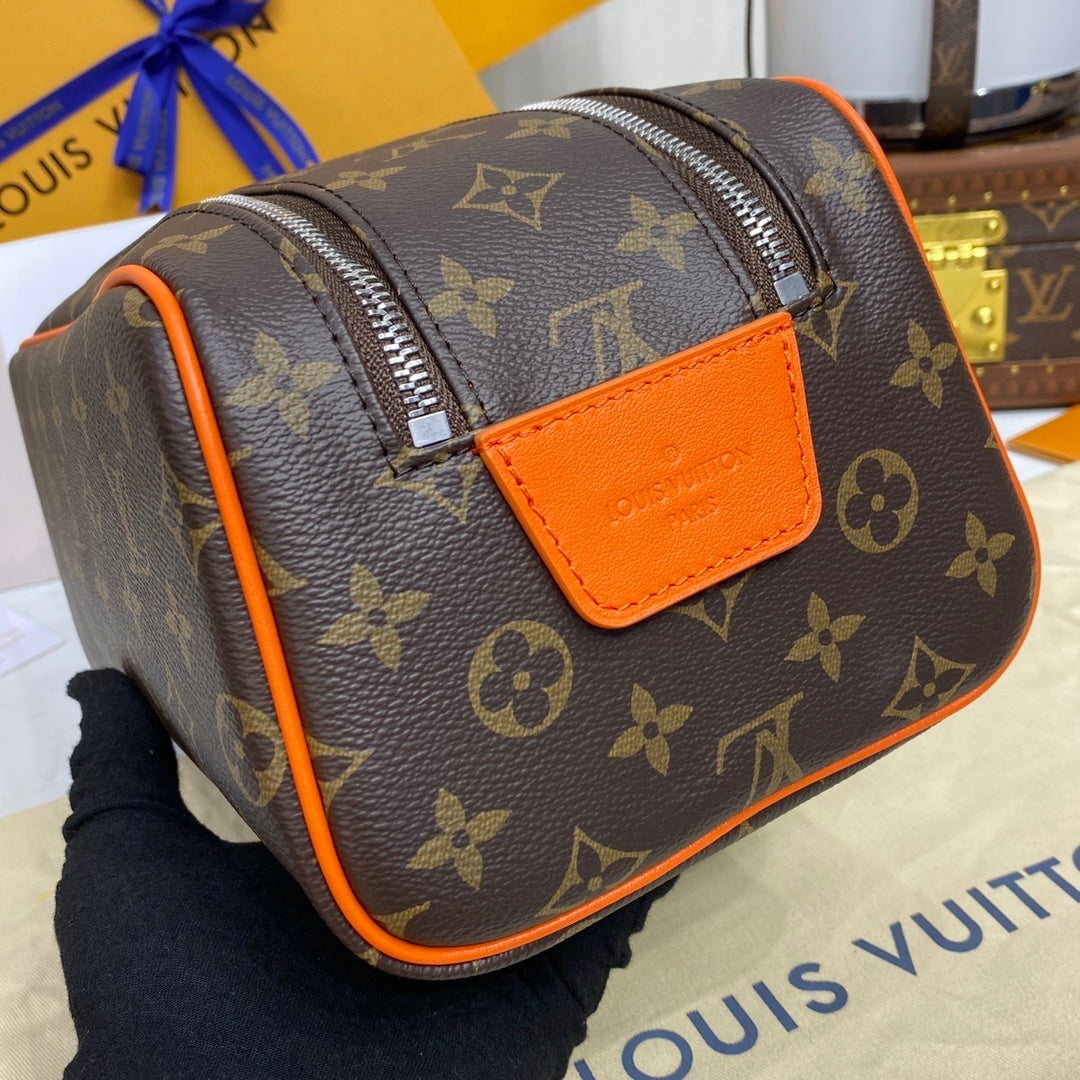 Louis Vuitton Dopp Toiletry Bag