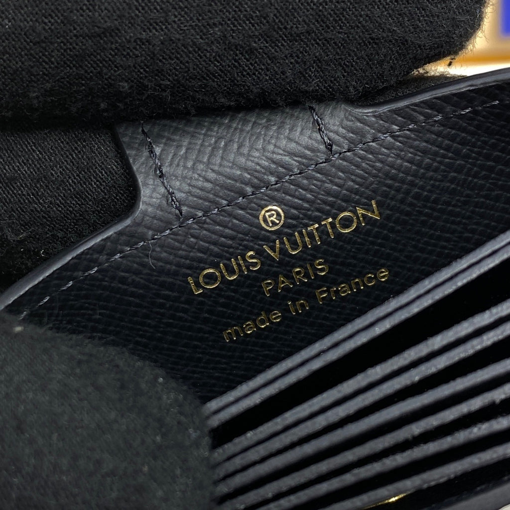 Louis Vuitton Card Holder Snap