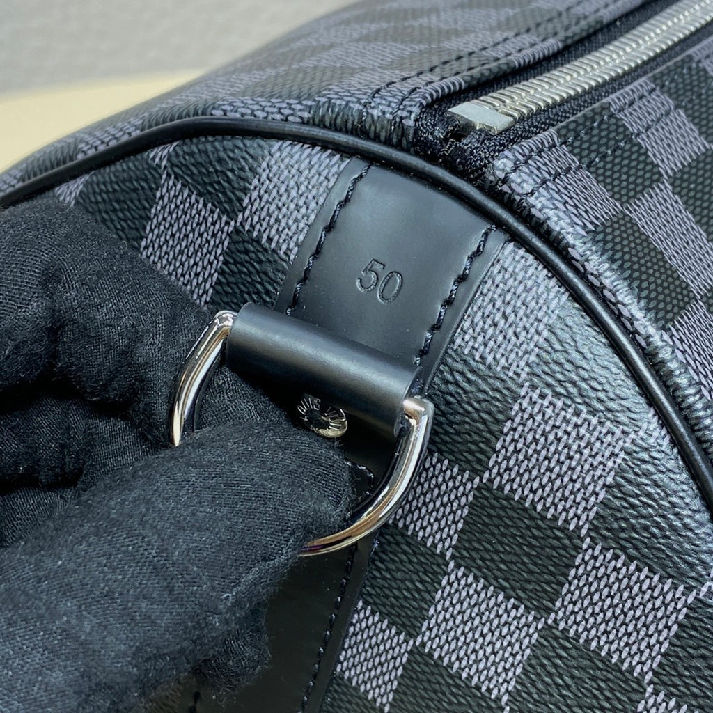 Louis Vuitton Keepall Bandoulière 50 Travel Bag