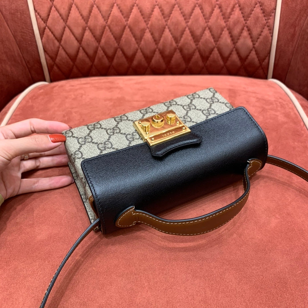 Gucci Shoulder Bag