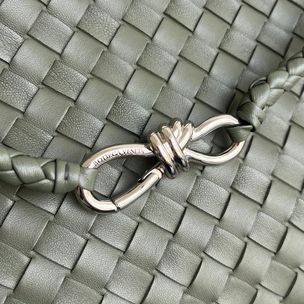Bottega Veneta Andiamo Handbag