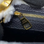 Louis Vuitton Capucines Handbag Medium