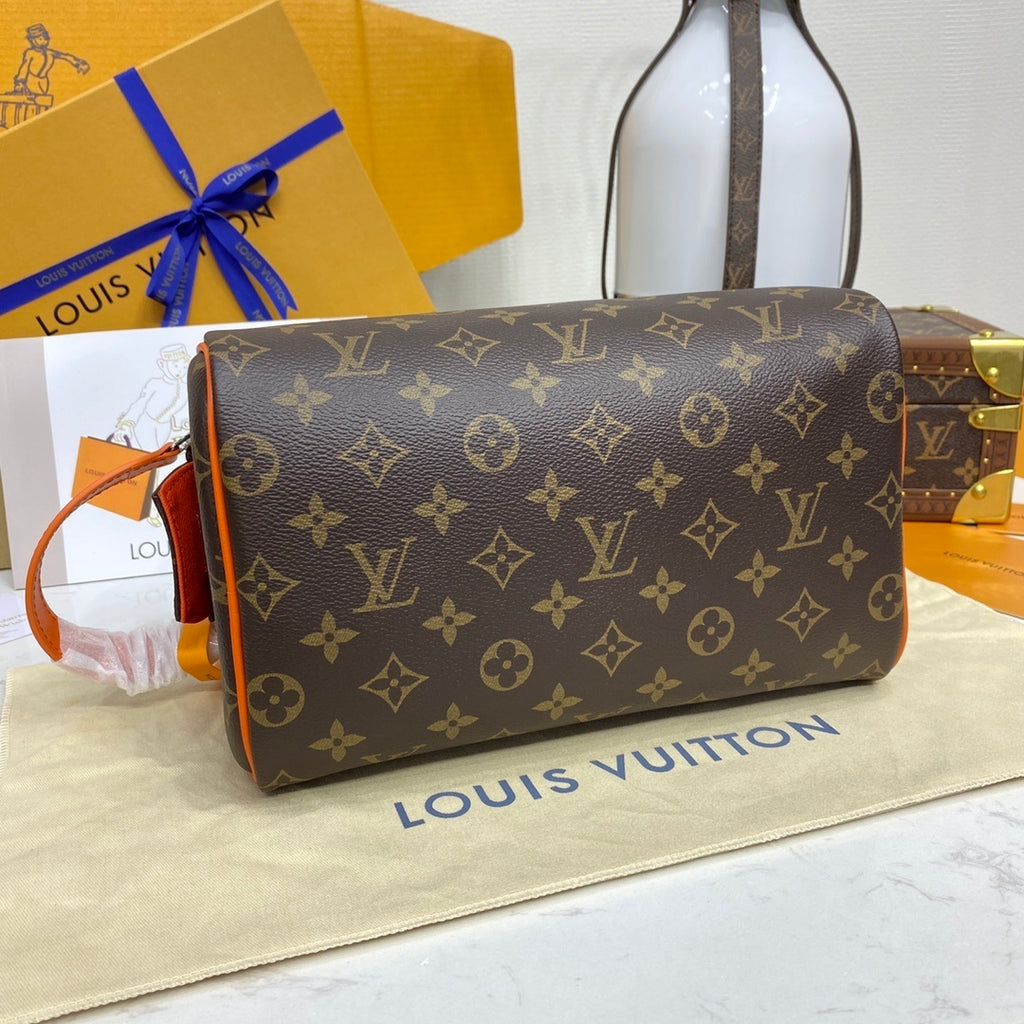 Louis Vuitton Dopp Toiletry Bag