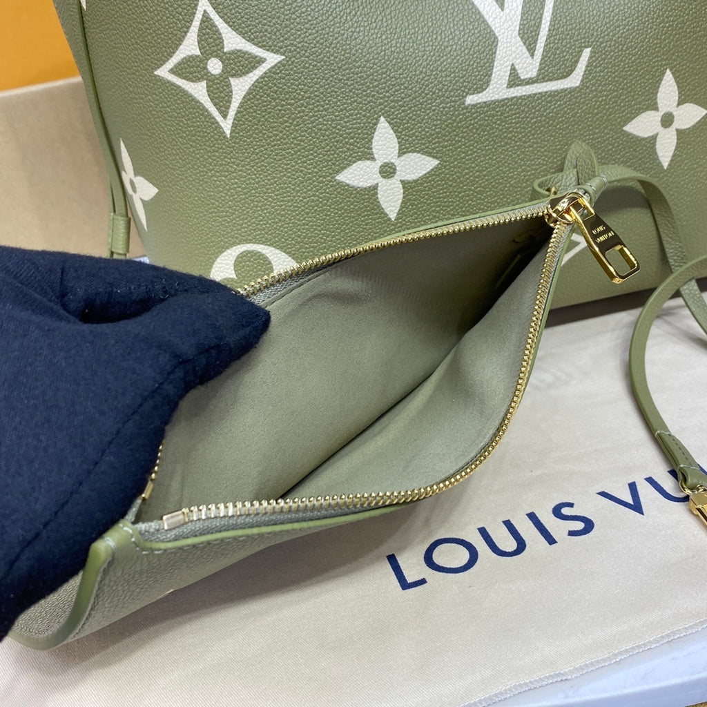 Louis Vuitton Neverfull All-Leather Tote