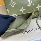 Louis Vuitton Neverfull All-Leather Tote
