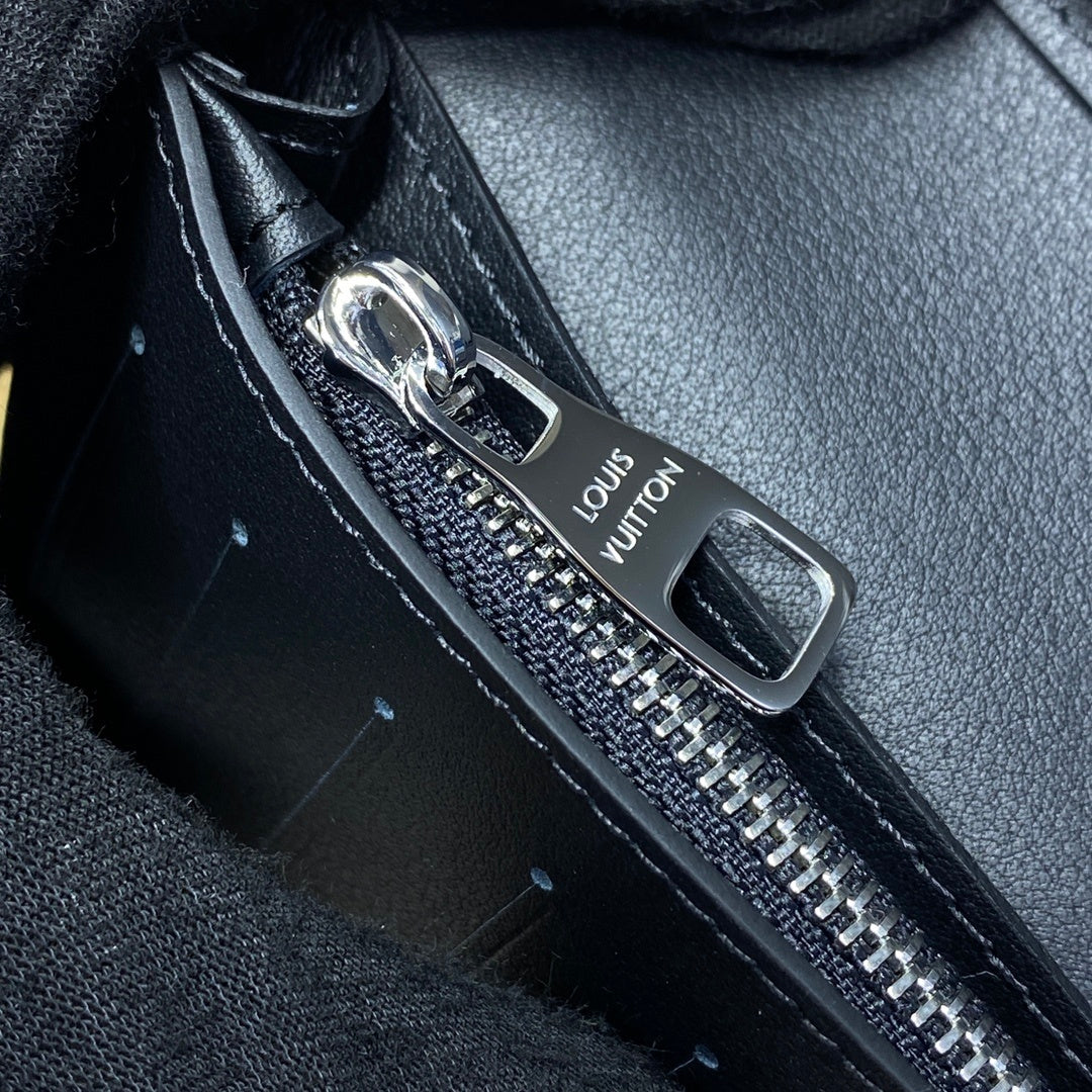 Louis Vuitton Brazza Long Wallet