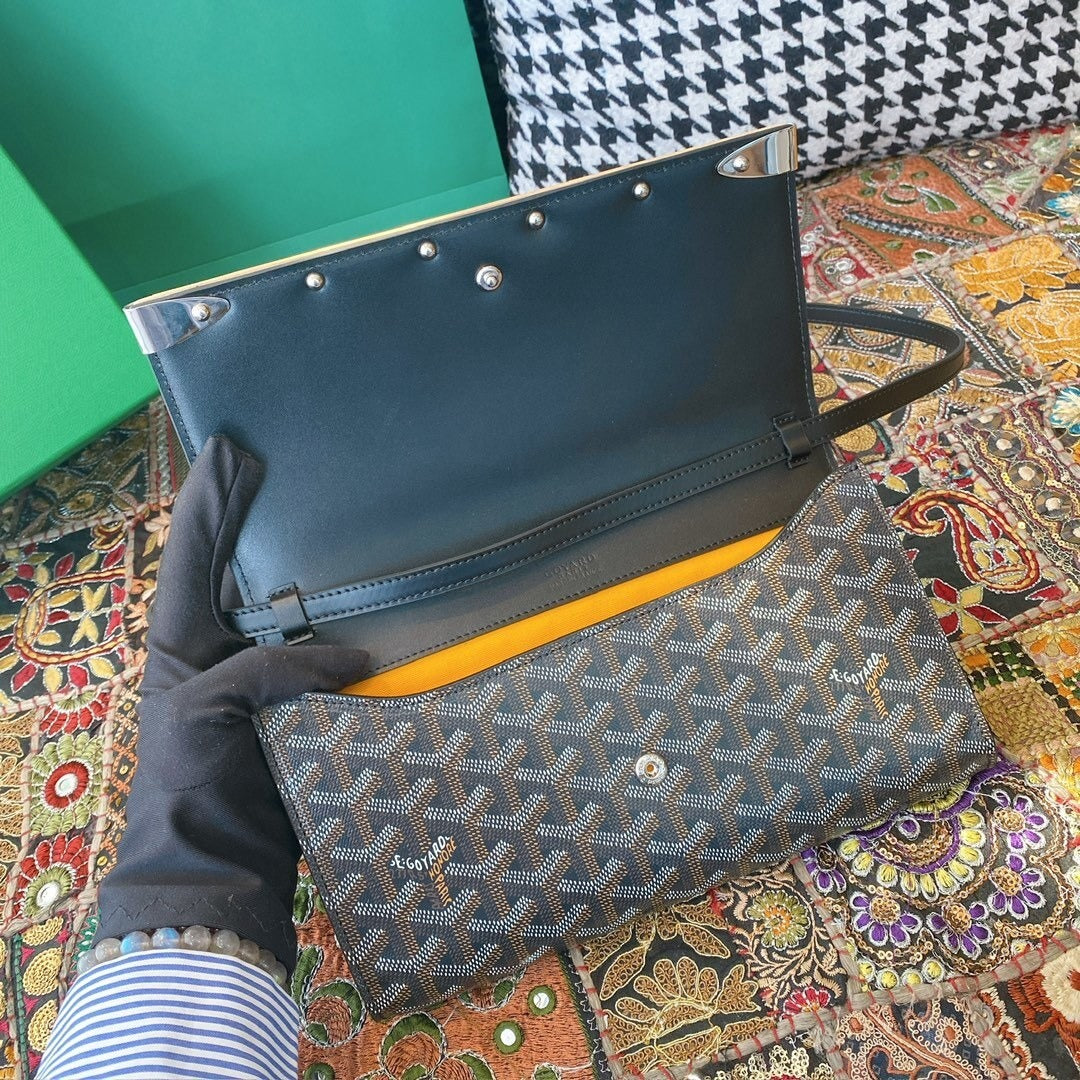 Goyard Monte-Carlo Crossbody / Clutch