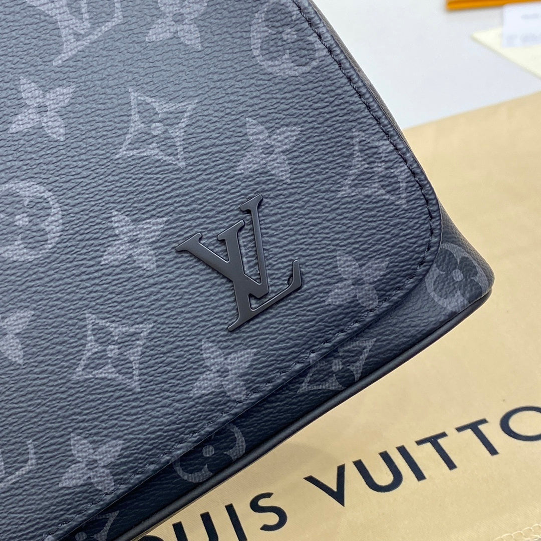 Louis Vuitton District Shoulder Bag