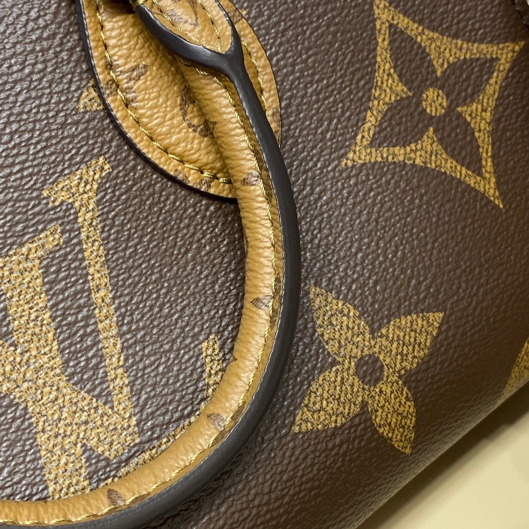 Louis Vuitton OnTheGo East West Mini Tote