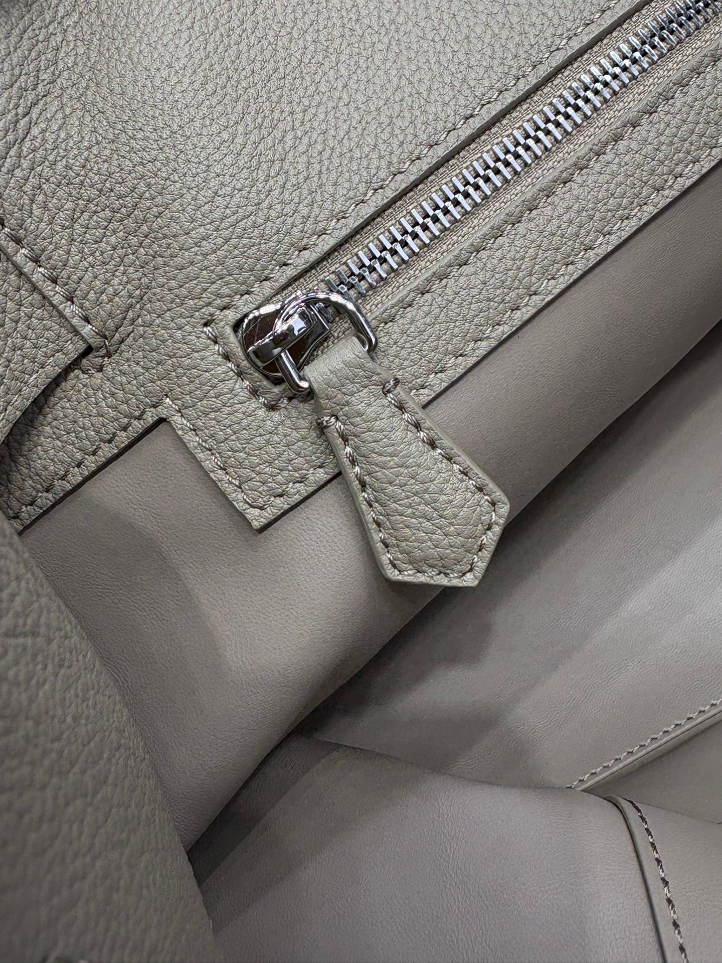 Louis Vuitton Georges Tote Medium