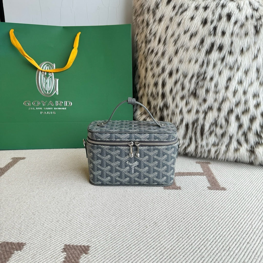 Goyard Muse Vanity Mini Cosmetic Bag
