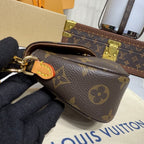 Louis Vuitton Wallet on Chain Ivy Handbag
