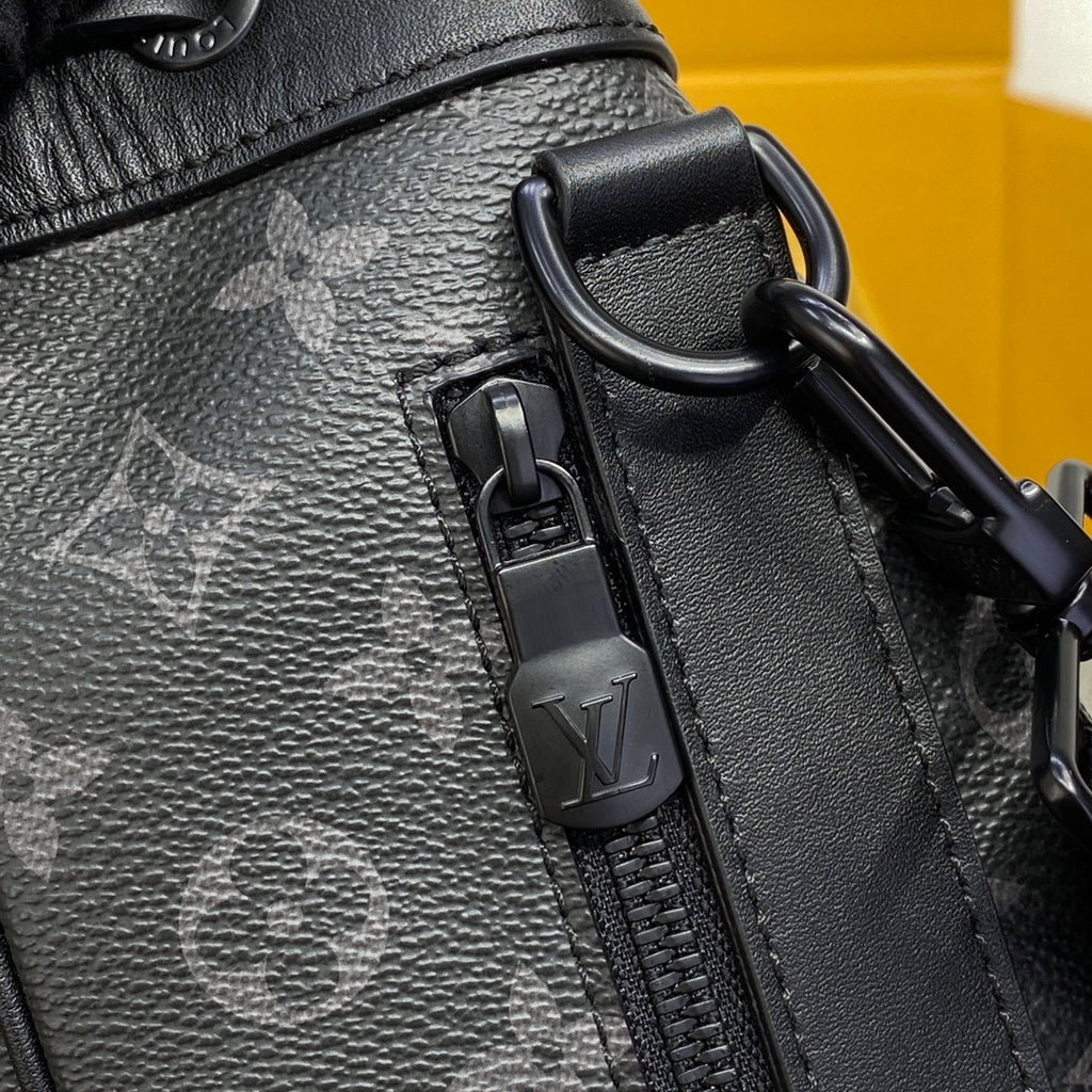 Louis Vuitton Maxi Noé Sling Shoulder Bag