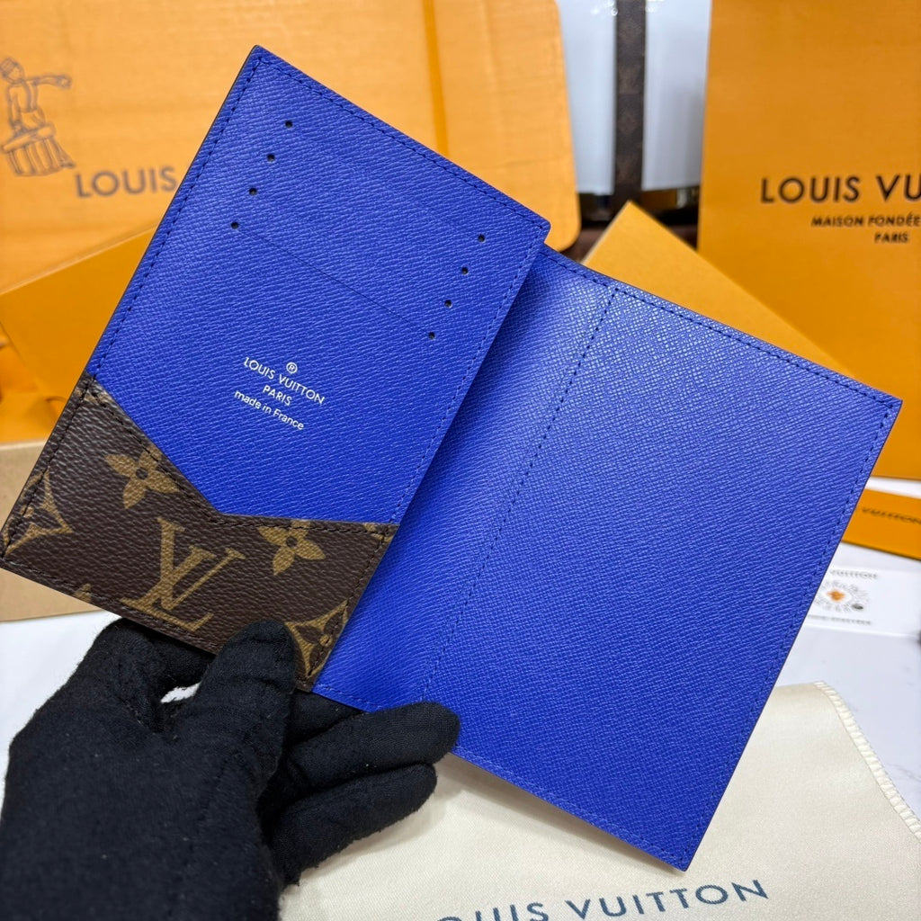 Louis Vuitton Passport Holder Colormania