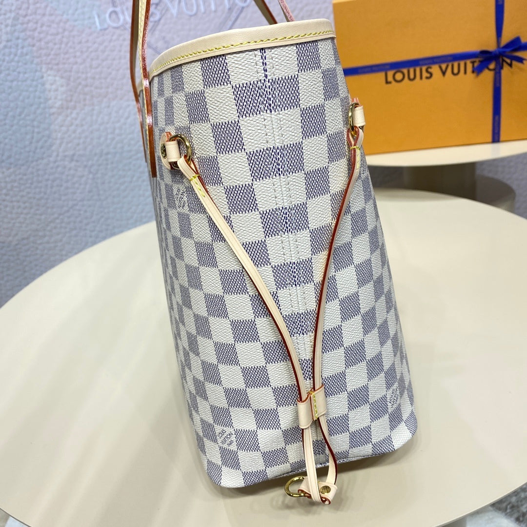 Louis Vuitton Neverfull MM Tote Bag