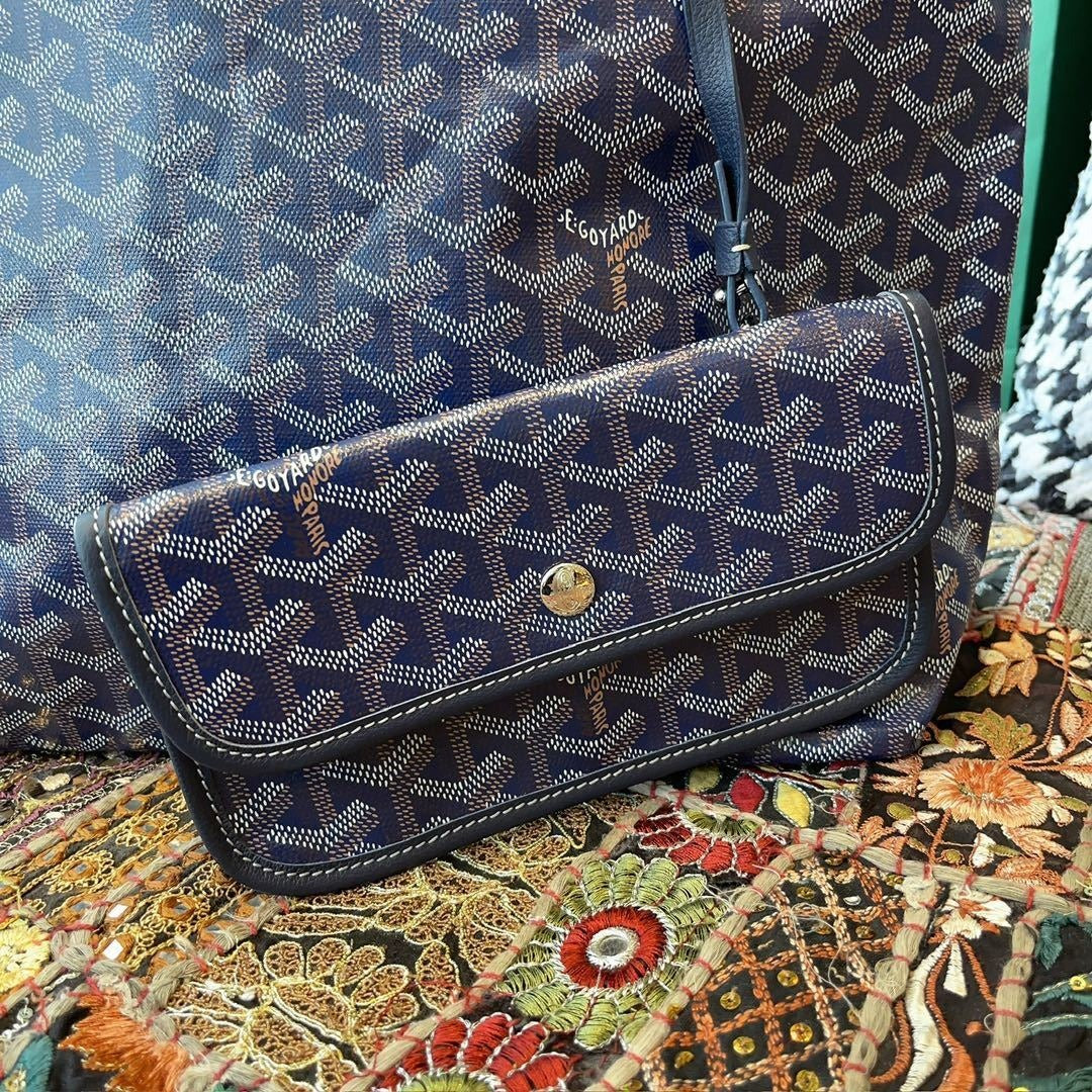 Goyard Hobo Heart Edition