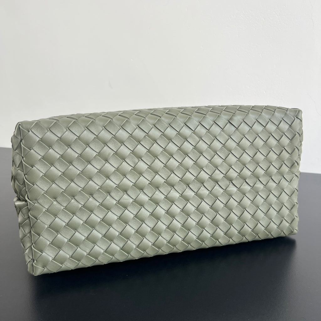 Bottega Veneta Andiamo Handbag