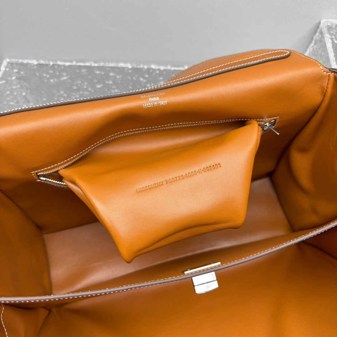 Balenciaga Rodeo Handbag Medium