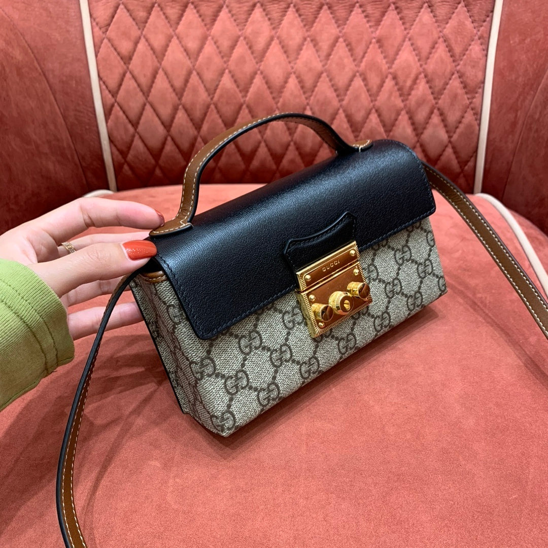 Gucci Shoulder Bag