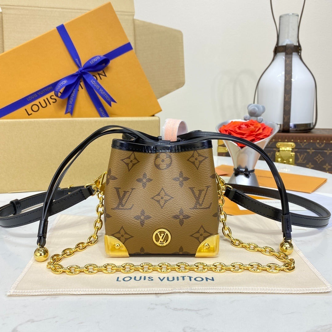 Louis Vuitton Noé Purse Handbag
