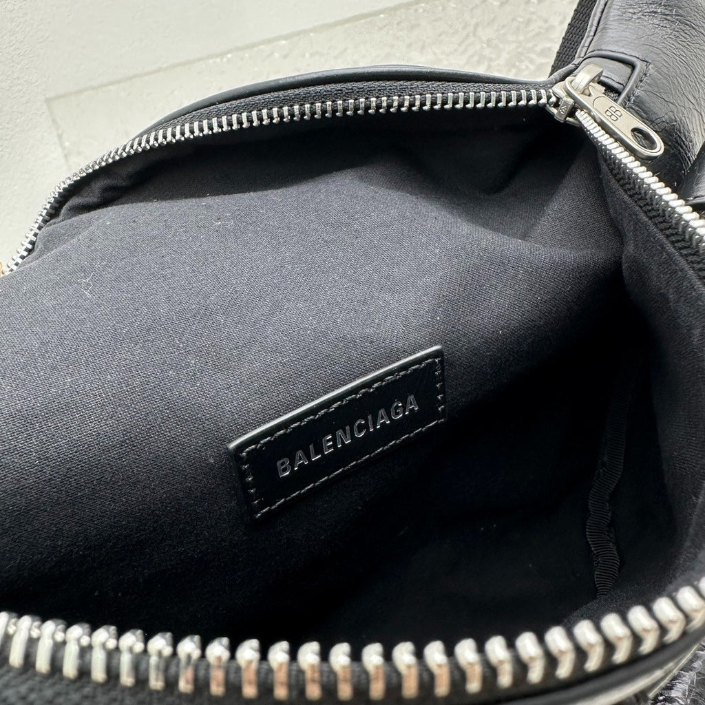 Balenciaga Superbusy Multi Pocket Belt Bag