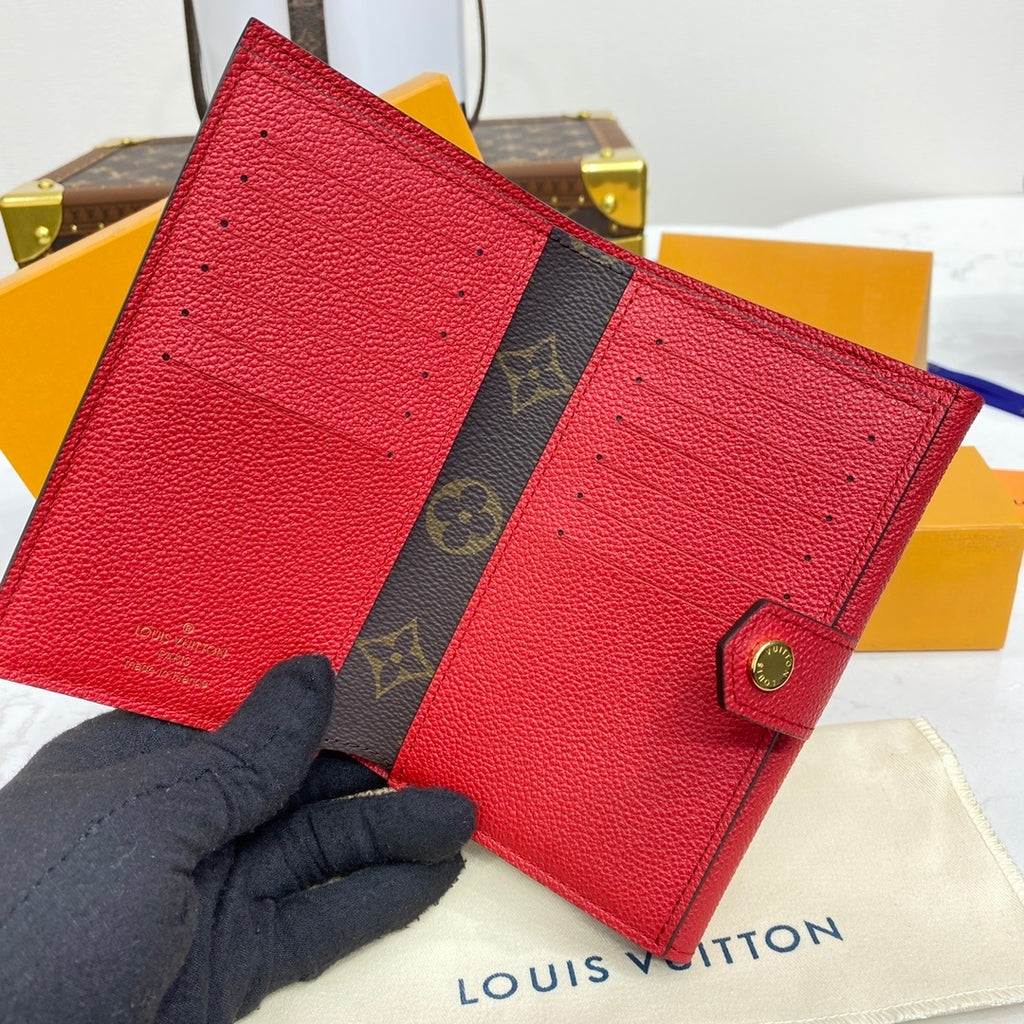 Louis Vuitton Pallas Wallet