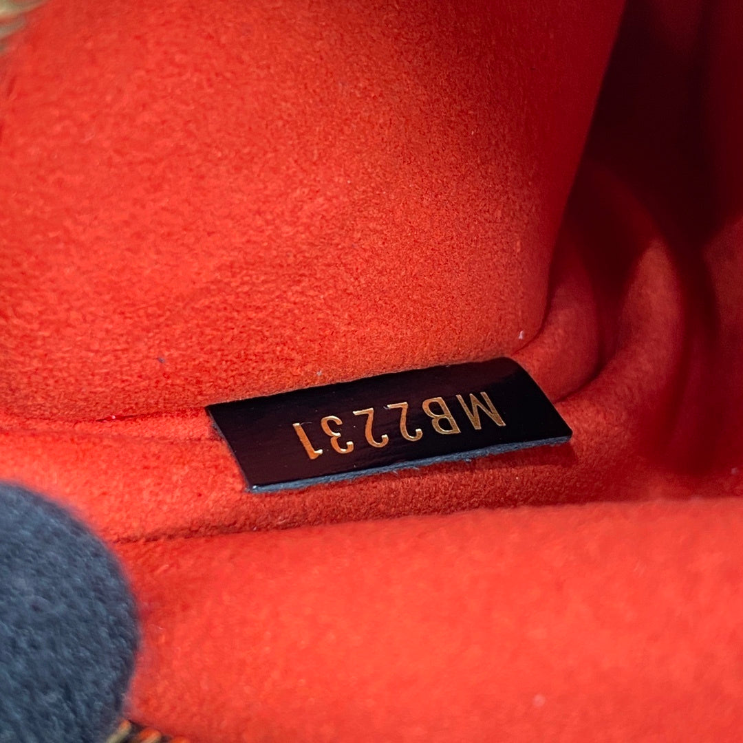 Louis Vuitton Pochette Métis Messenger Bag