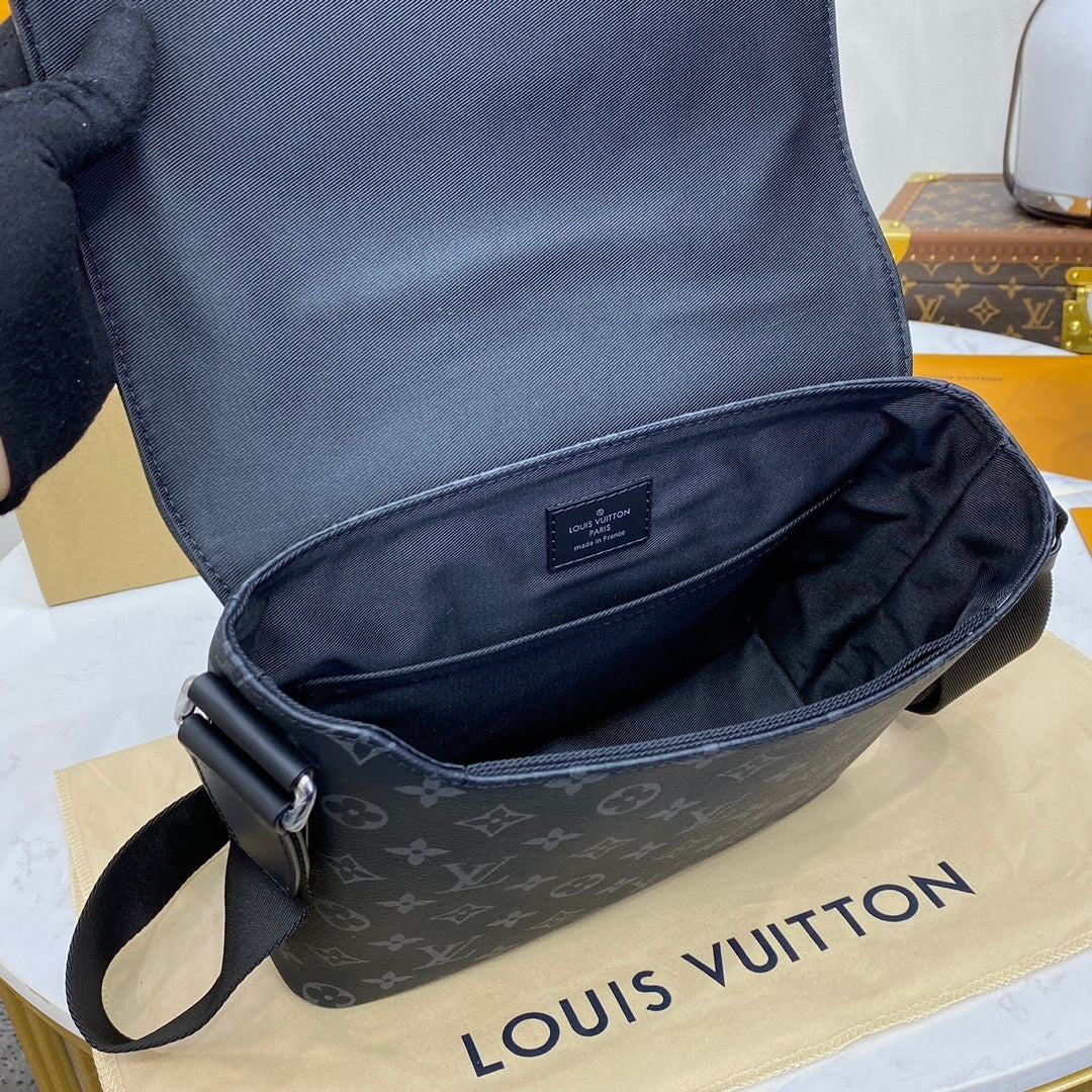 Louis Vuitton District Shoulder Bag