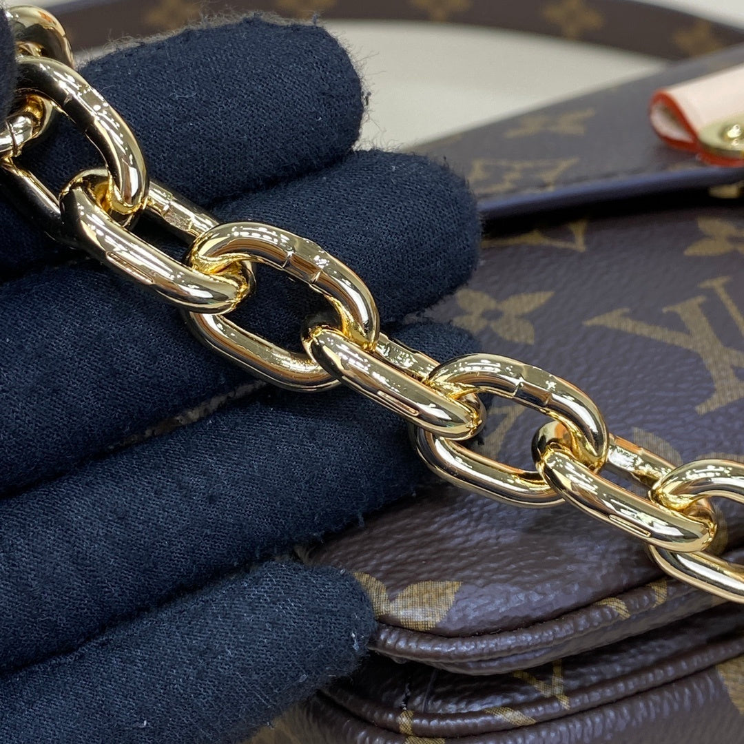 Louis Vuitton Pochette Métis East West