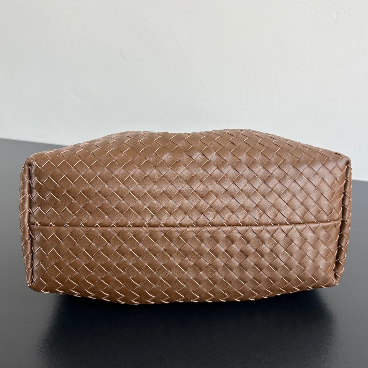 Bottega Veneta Pinacoteca Tote Bag (Medium)