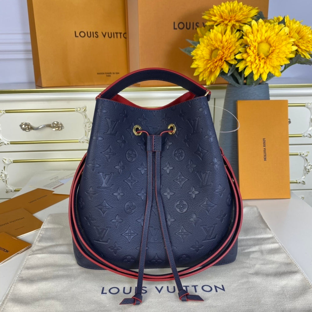 Louis Vuitton NéoNoé Medium Bucket Bag