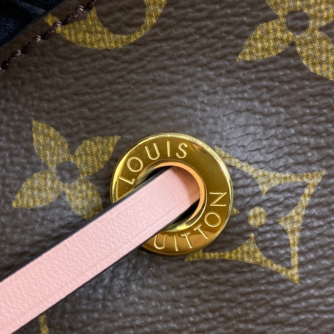 Louis Vuitton NéoNoé Backpack