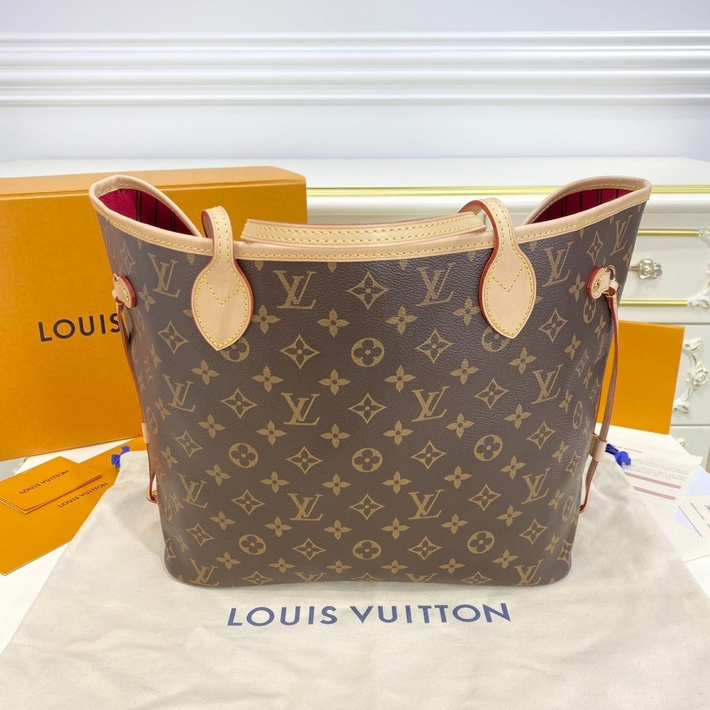Louis Vuitton Neverfull Handbag