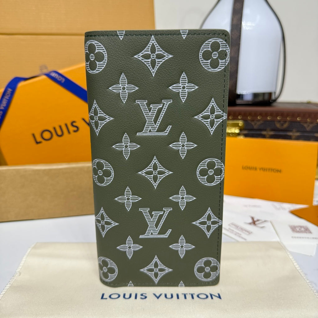 Louis Vuitton Brazza Wallet
