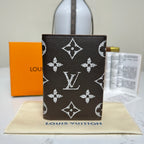 Louis Vuitton Passport Holder P.9 Series