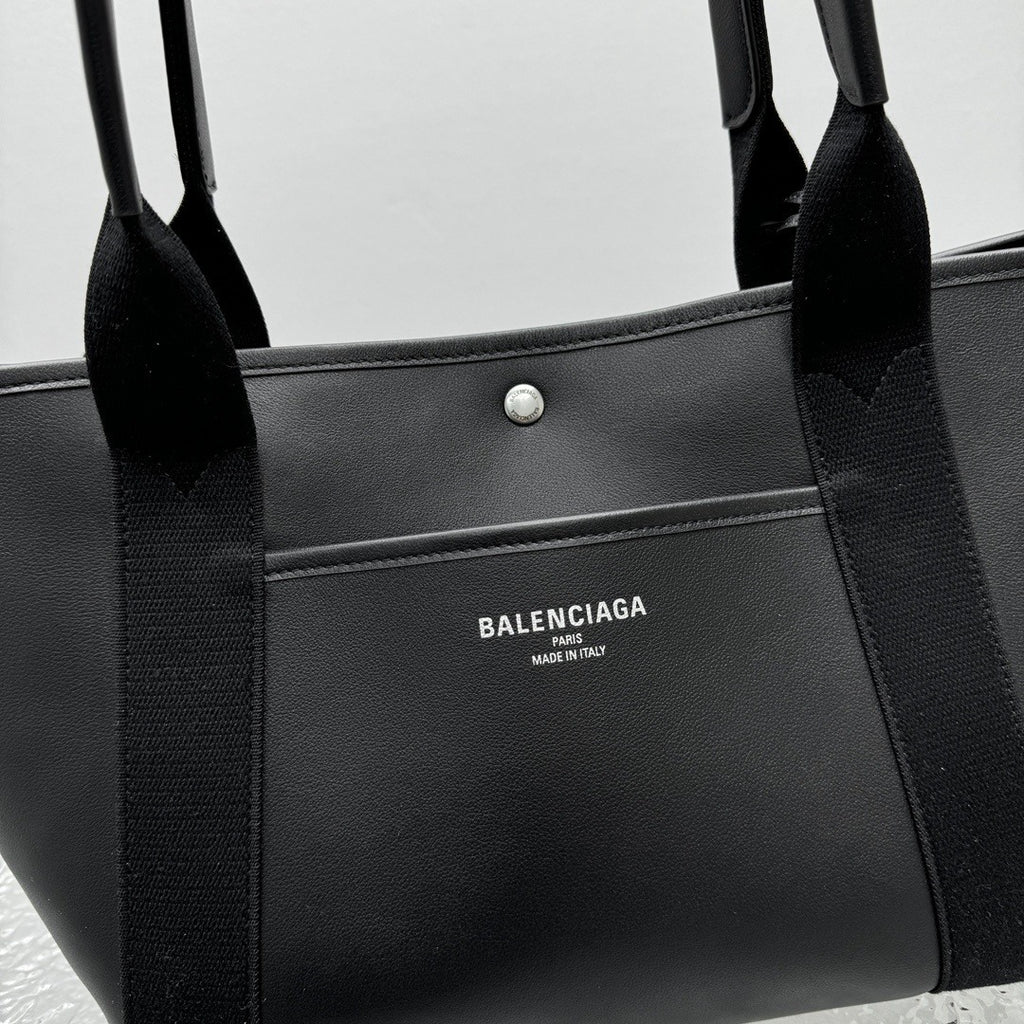 Balenciaga Biarritz Basket Bag