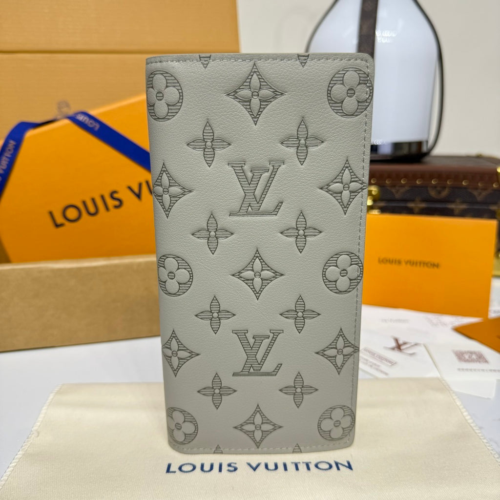 Louis Vuitton Brazza Wallet