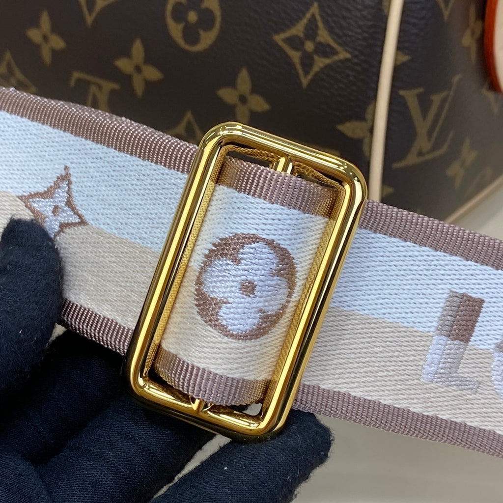 Louis Vuitton Speedy 20 Handbag