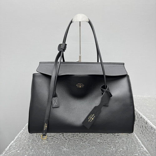 Balenciaga Carrie Carry All Handbag