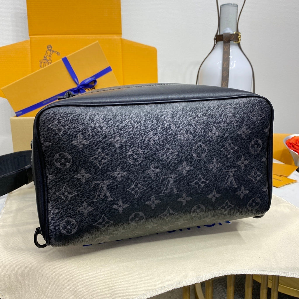 Louis Vuitton Maxi Noé Sling Shoulder Bag