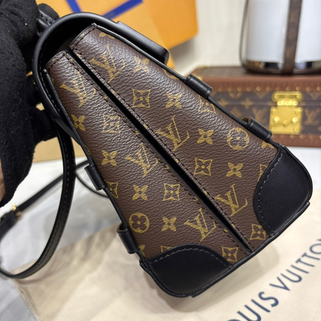 Louis Vuitton Trianon Small Handbag