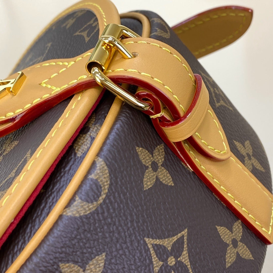 Louis Vuitton Tambourin Handbag